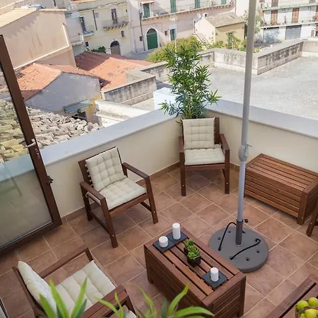 Affittacamere Casa Siciliana Da 12 A 15 Noto