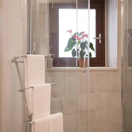 Affittacamere Casa Siciliana Da 12 A 15 3*