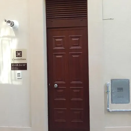 Casa Siciliana Da 12 A 15 3*